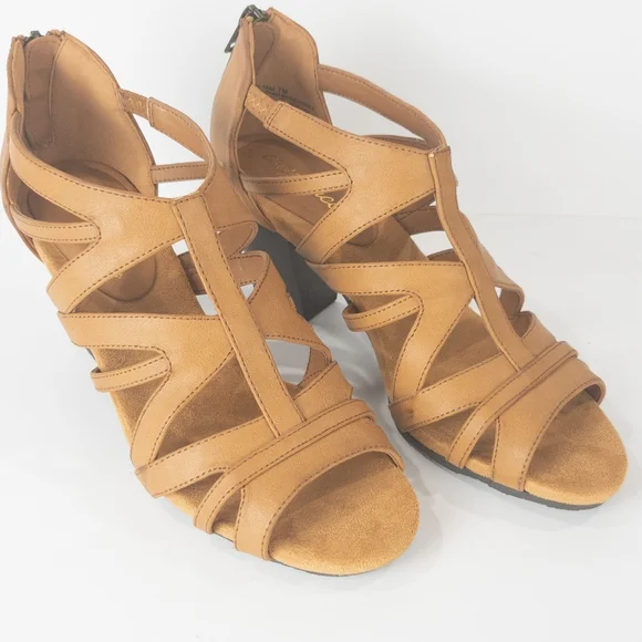 NWT Easy Street Amaze Sandals -7 - Picture 12 of 13